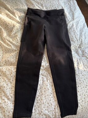 Athleta Altitude Stash Tight - Black